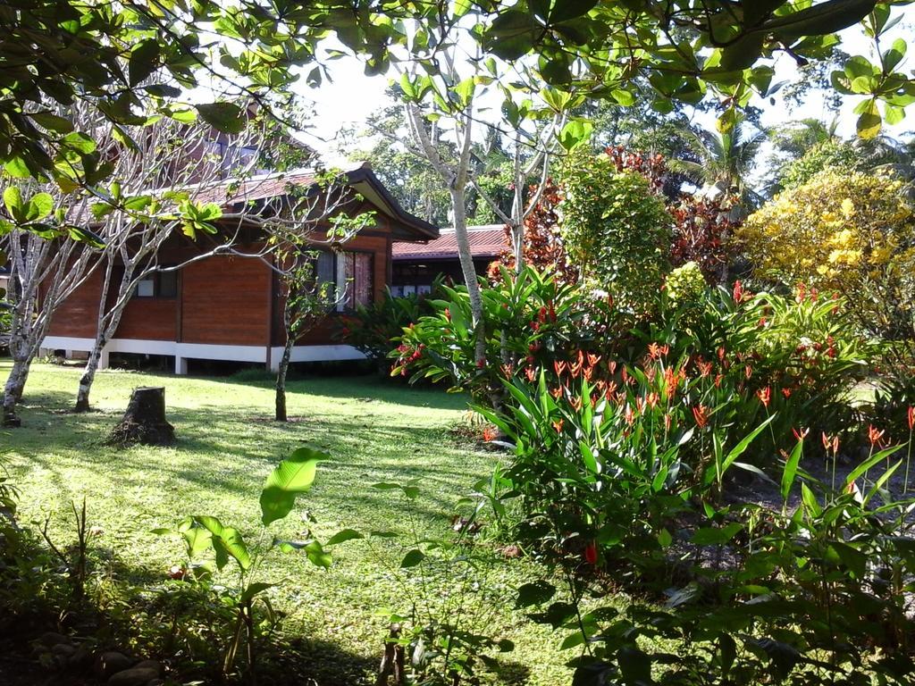 Kenaki Lodge Puerto Viejo de Talamanca Exteriör bild