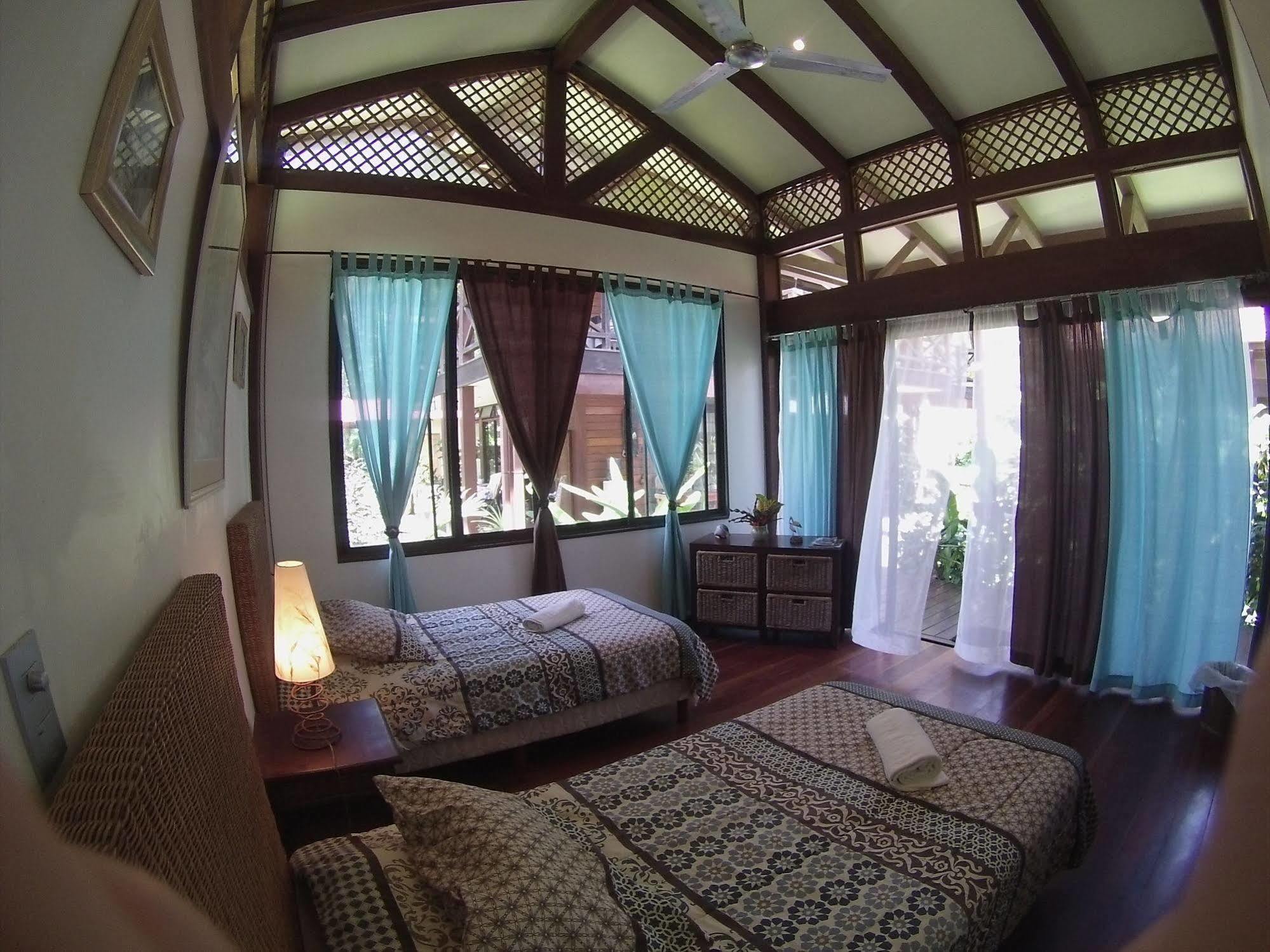 Kenaki Lodge Puerto Viejo de Talamanca Exteriör bild